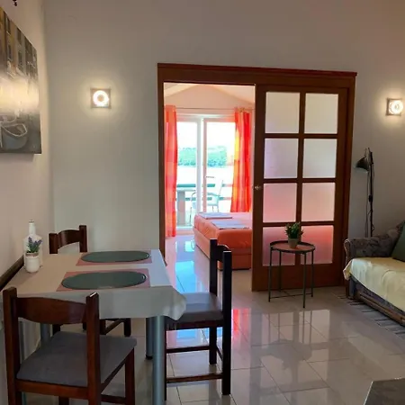 By The Sea Sparadici, Sibenik - 23591 *